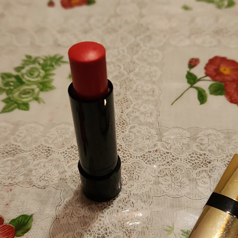 NWT AVON TRUE COLOR